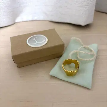 [ 미사용 ] pluis  반지 골드