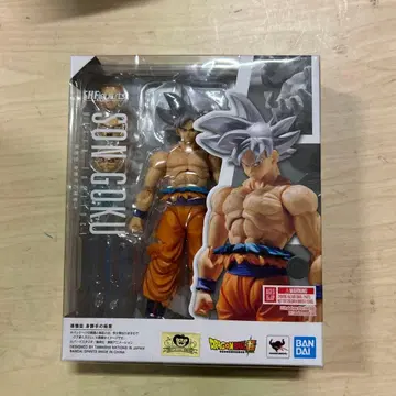 SH Figuarts 손오공 피규어