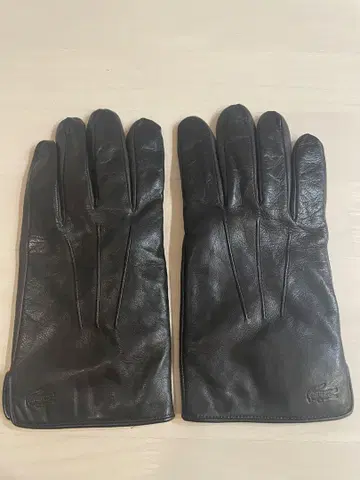 LACOSTE 블랙 가죽 장갑