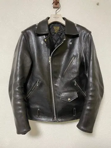 새상품급! 파인 크릭 레더즈 레온 커스텀 사이즈 42