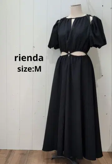 리엔다 rienda 드롭 슬릿 허리 플레어 원피스 안감 블랙 M