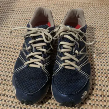 THE NORTH FACE 트레일 러닝화 네이비 23cm