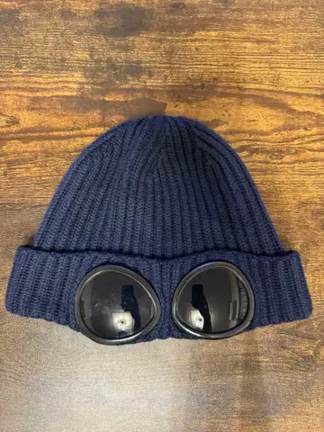 C.P. COMPANY 고글 니트 모자 네이비