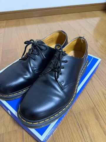 닥터마틴 3홀 신발