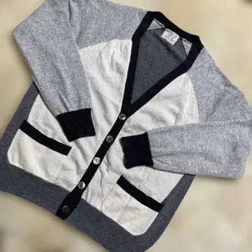 그레이/아이보리 버튼 가디건/캐시미어