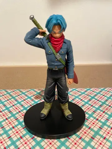 드래곤볼 초 트렁크스 DXF 피규어