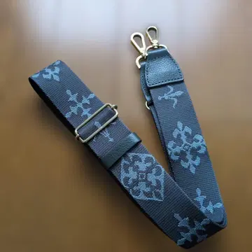 russet 어레인지 숄더 벨트 스트랩 그레이 골드 금장 장식