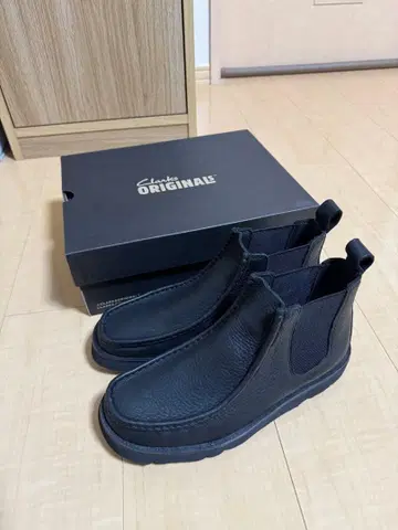 Clarks Originals 클락스 부츠 블랙