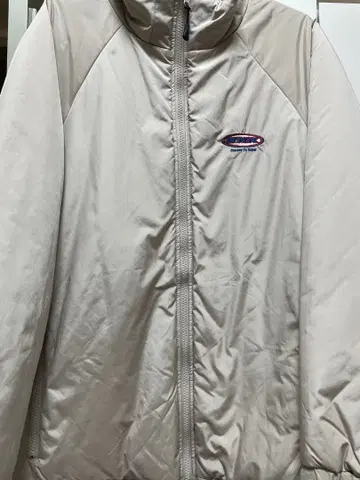 세다클 스탠드넥 자수 충전솜 블루종