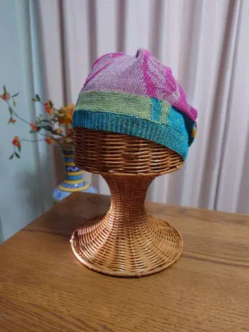 사토 섬유 M&KYOKO 컬러풀 꽃무늬 니트 모자