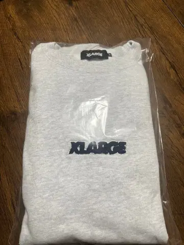 XLARGE STANDARD LOGO CREWNECK SWEATSHIRT