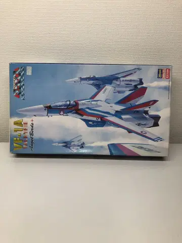 마크로스 VF-1A 프라모델 1/72