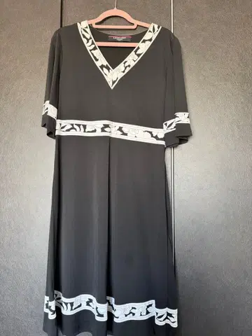 레오나드 블랙 반팔 원피스 M