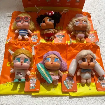 popmart crybaby Vacation Mode On 시리즈