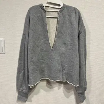 윔 가젯 V넥 트레이닝복