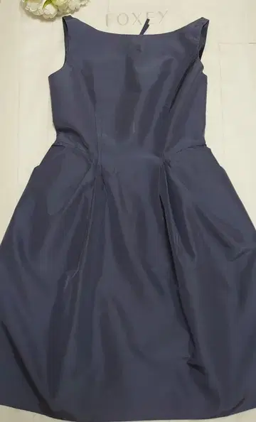 FOXEY 실크 플레어 원피스 42