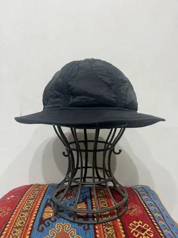 휴스턴 블랙 퀼팅 버킷햇 드로스트