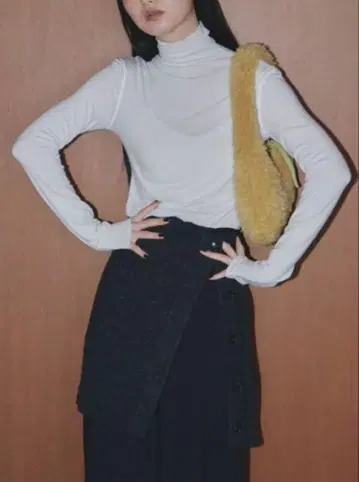 TODAYFUL 소프트 터틀넥 상의 에크루