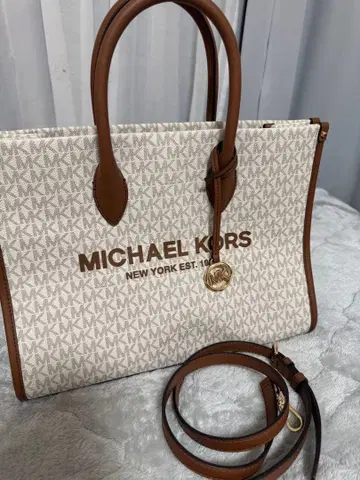마이클코어스 2way 토트백 숄더백 크로스바디 베이지