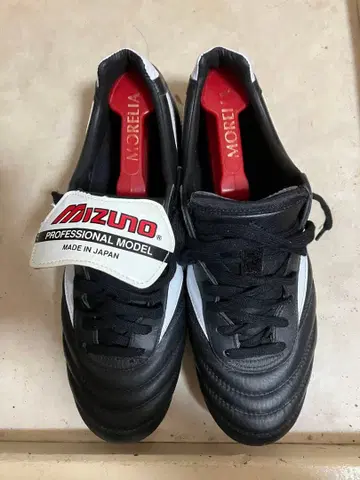 미즈노 모렐리아 축구화 스파이크
