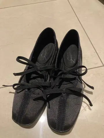 르 타롱 L 더블 리본 발레리나 신발 24cm