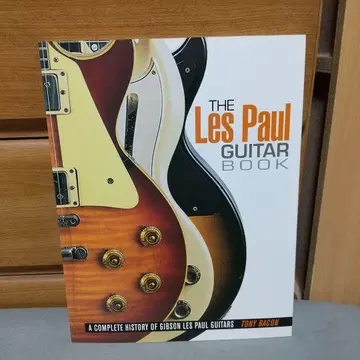The Les Paul Guitar Book: A Complete