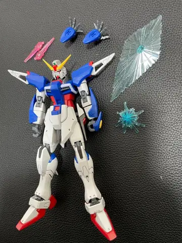 건담 프라모델 hgce 데스티니 본체