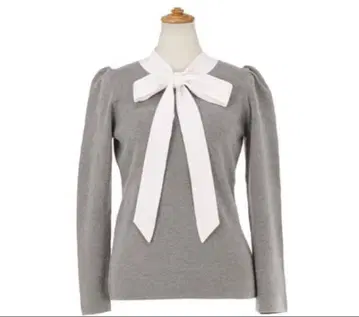 새상품 Liala x PG 리본 보타이 니트 그레이