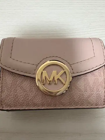 Michael Kors 핑크 3단 폴더형 지갑