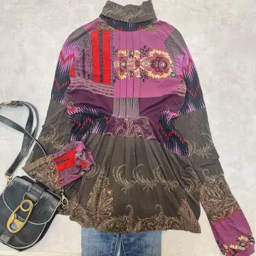 에트로 이탈리아제 페이즐리 올 패턴 터틀넥 티셔츠 46