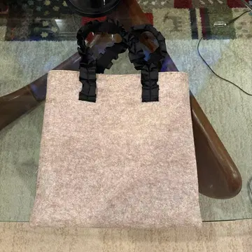 베이지 펠트 토트백
