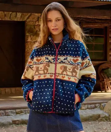 플리스 옷깃 그래픽 자켓 노르딕