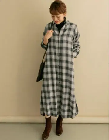 새상품 서니 라벨 체크 롱 셔츠 원피스 어반 리서치