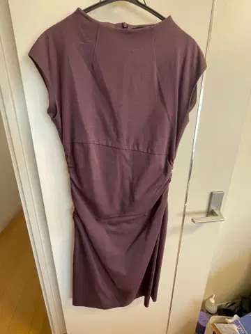 DAMA Collection 슬리브리스 퍼플 원피스