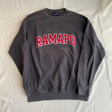 JANSPORT 맨투맨 트레이닝복 'RAMAPO' 통바디