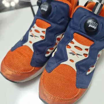 리복 인스타 펌프 오렌지/네이비