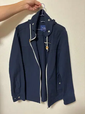 네이비 후드 부착 점퍼