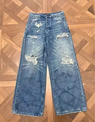 NO/FAITH STUDIOS ITALY SQUARE PATCH CUT