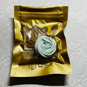 Q-pot. 원더 로즈 마카롱 목걸이