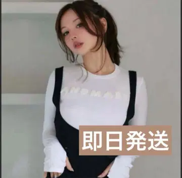 [ 새상품 ] Andmary Mary logo tops white