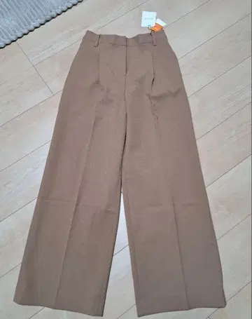 웜 리저브 와이드 팬츠