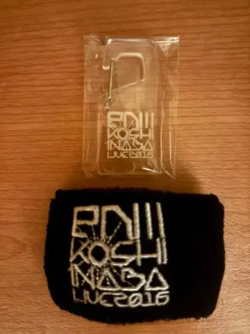 이나바 코시 enIII 가챠 리스트 밴드+아크릴 키링