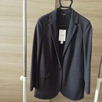 Theory 미사용 택 포함 블랙 테일러드 자켓 size 4