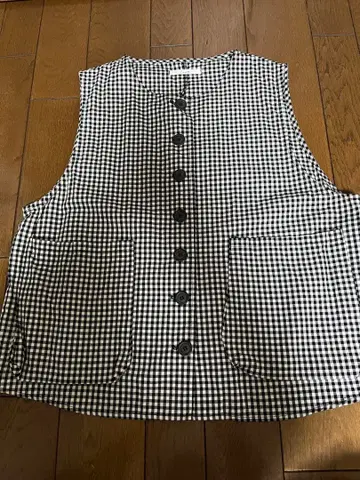 E.m.m.M 블랙 체크 무늬 베스트