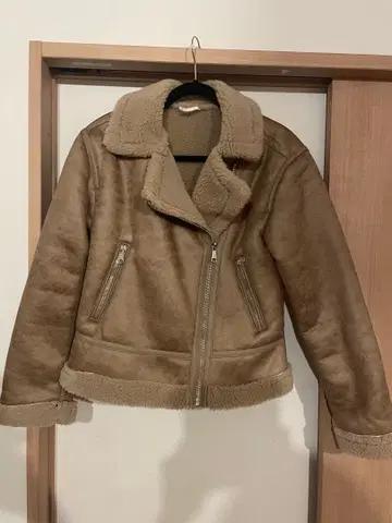 무스탕 코트 보아 라이더스