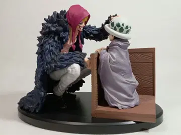 제일복권 B상 로우 & 코라손 피규어