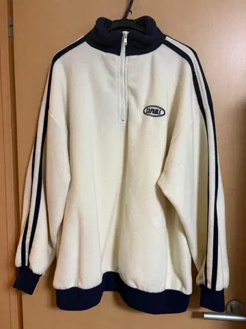 하프 지퍼 아우터