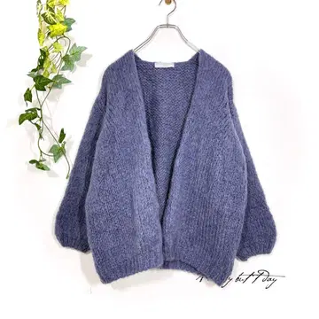 토리코 장마르크 모헤어 혼방 니트 가디건 보송보송 버튼리스 블루