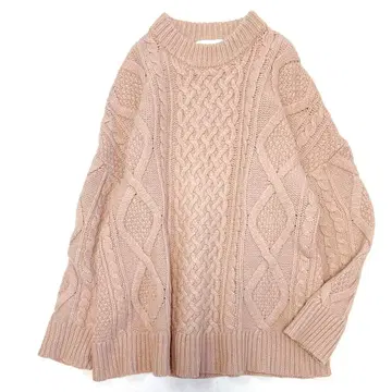 미라 오웬 양모 혼방 빅 실루엣 케이블 니트 루즈핏 큼직한 니트