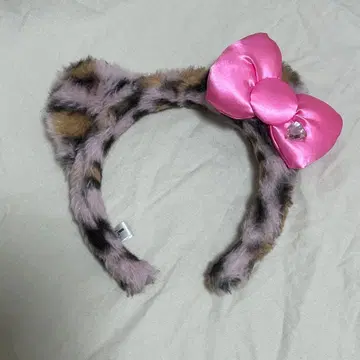 USJ 헬로키티 머리띠 레오파드 무늬 핑크